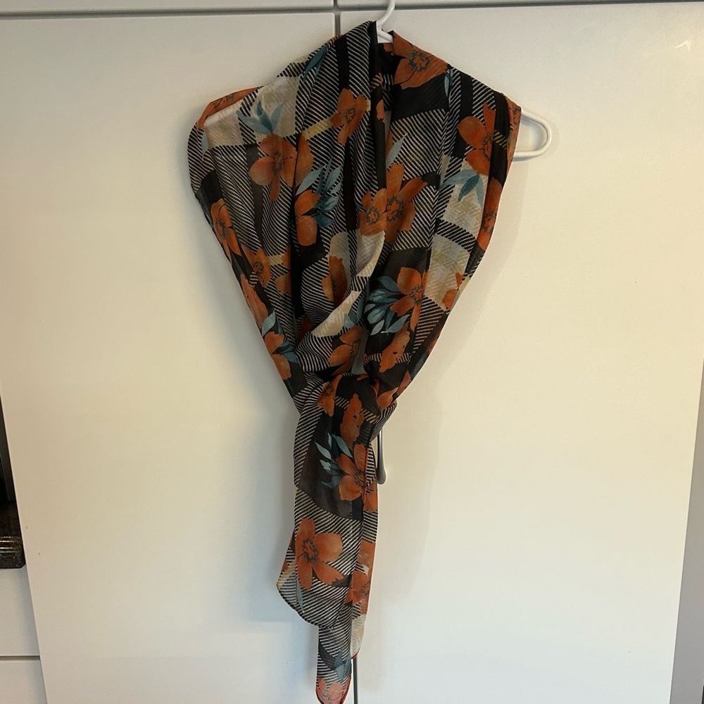 Floral Black and Orange Silk Blend Scarf on geometric Black and White pattern - Picture 7 of 7